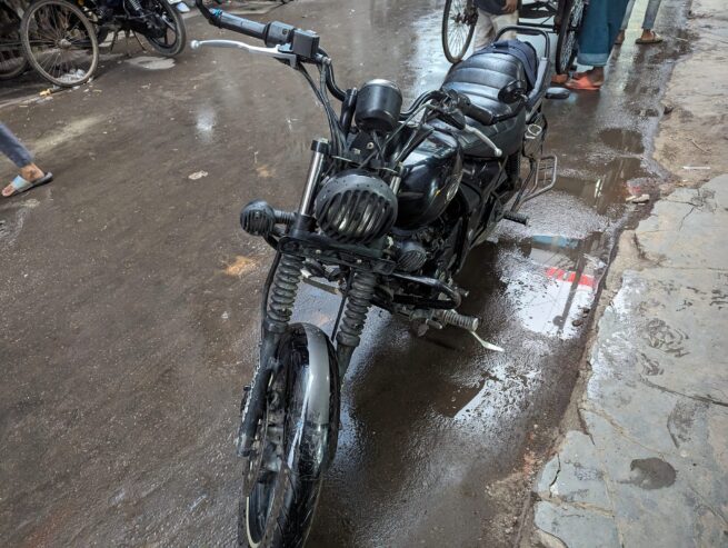 Used Bajaj avenger 150 cc Bike for sale