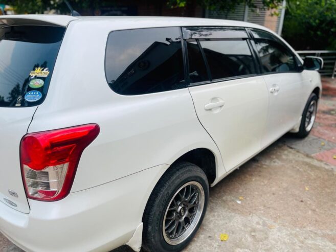 Toyota Axio Fielder 2011 for sale