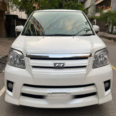 Toyota Noah X 2003 White for sale