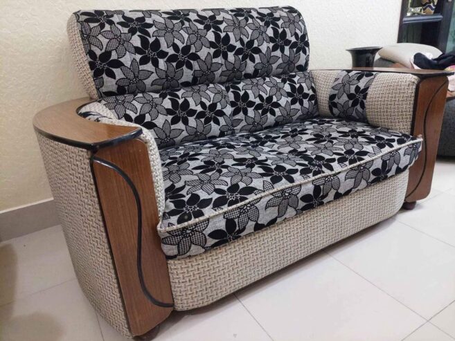 5 seater used sofa set for sale.