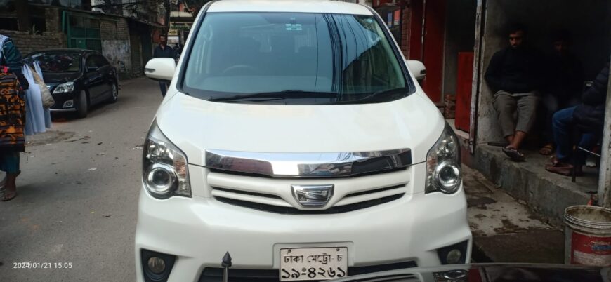 Toyota noah si 2012 for sale