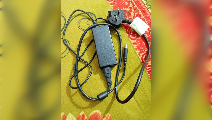 Hp Laptop adapter for sale