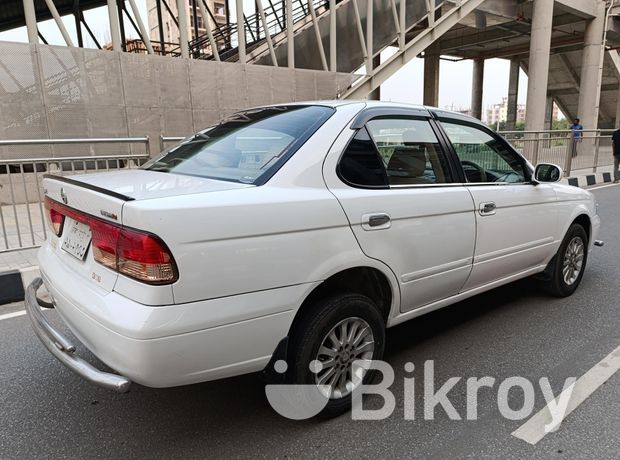 Nissan Sunny