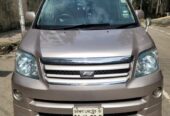 Toyota Noah X