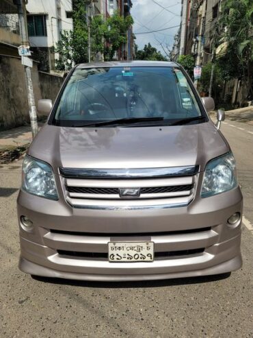 Toyota Noah X