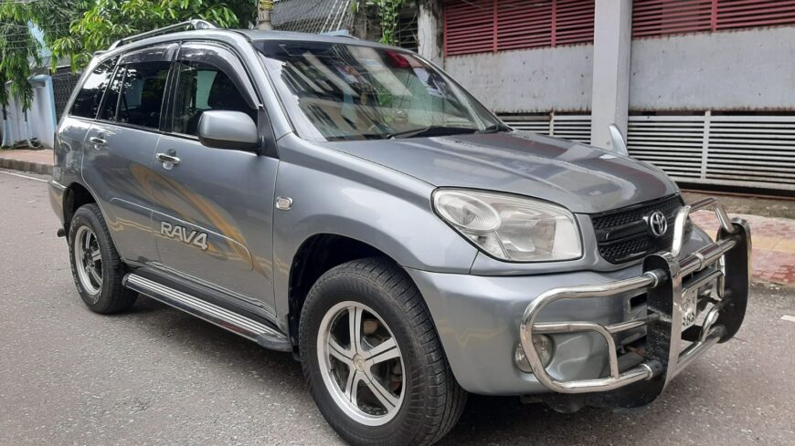 Toyota Rav 4 2004 Model