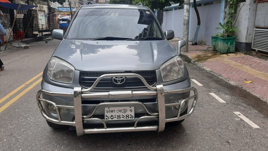 Toyota Rav 4 2004 Model