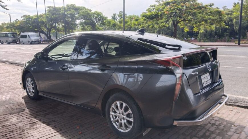 Toyota Prius hybrid 2017 for sale