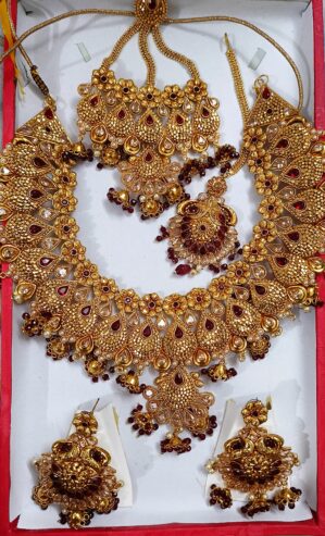 Intact Bridal Jewellery Set (Top-notch quality) (Customized)