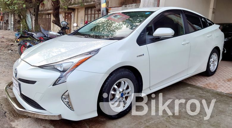 Toyota Prius S TOURING PKG 2016