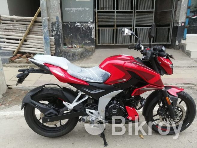 Bajaj Pulsar NS 160 DUAL ABS FI ON-TEST