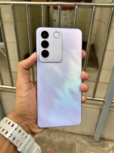 Vivo V27e Official