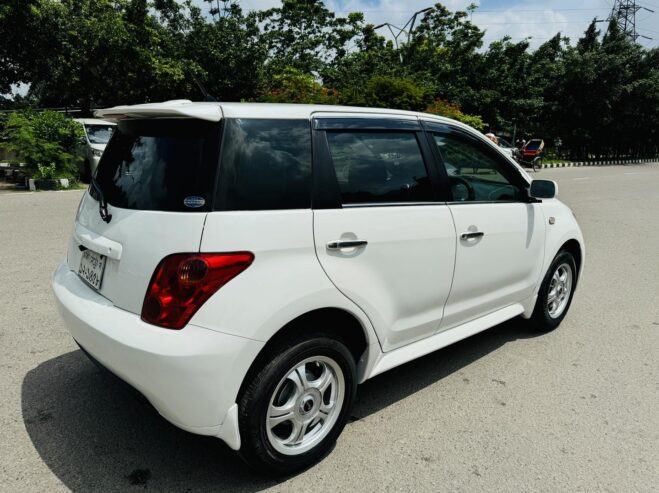 Toyota IST Car For Sale in Dhaka