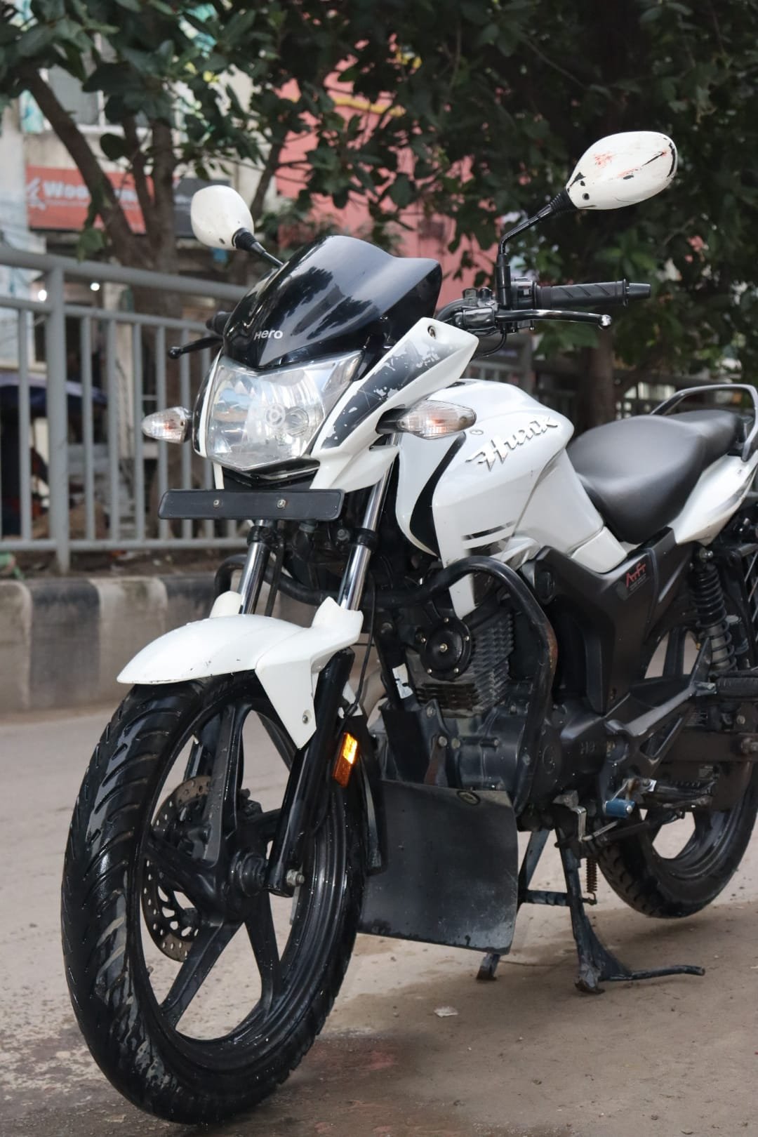 Hero Hunk White For Sale