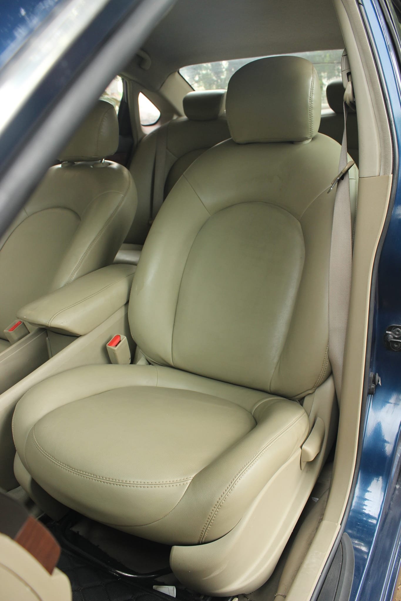 Nissan Bluebird Sylphy For Sale