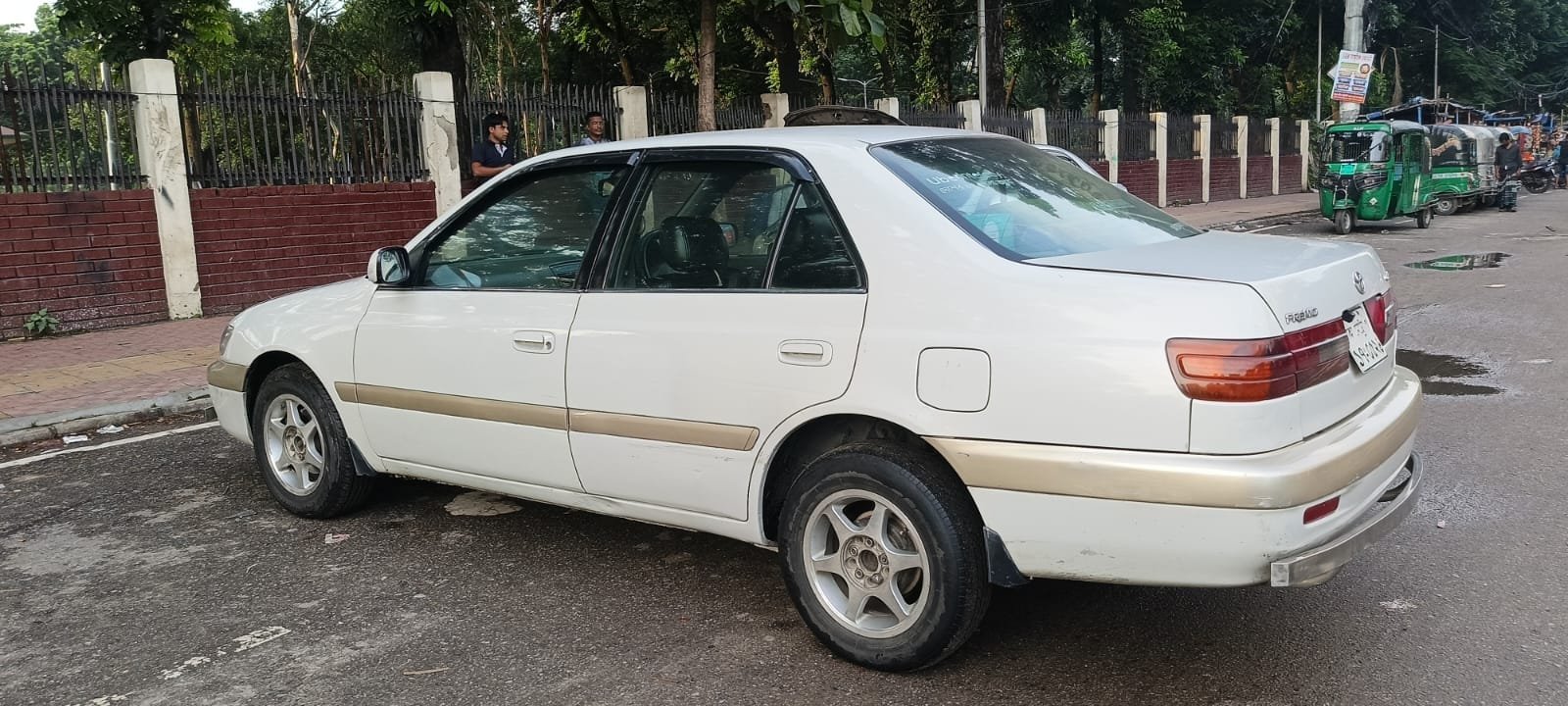 Toyota Corona Premio 2000 Model For Sale