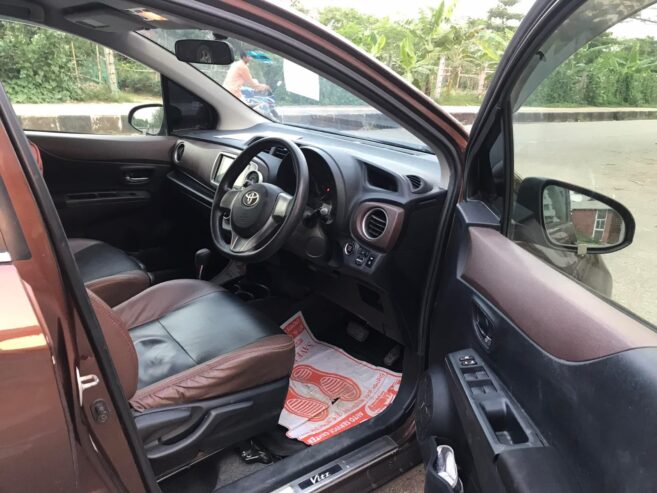 Toyota Vitz 2011 Model For Sale