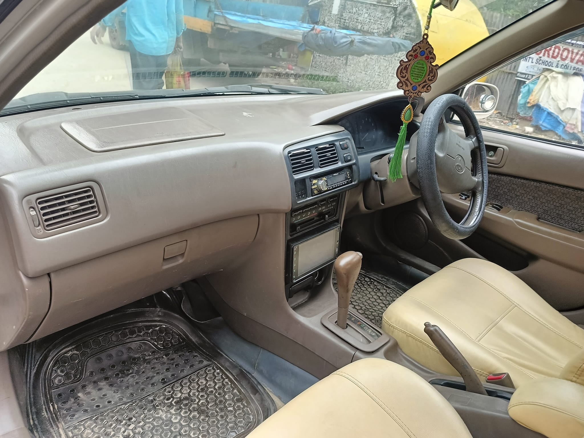 Toyota Corolla SE Saloon 1997 For Sale