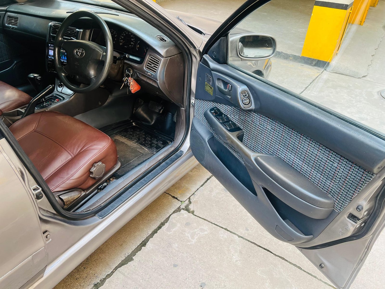 Toyota Corona 1994 Model For Sale