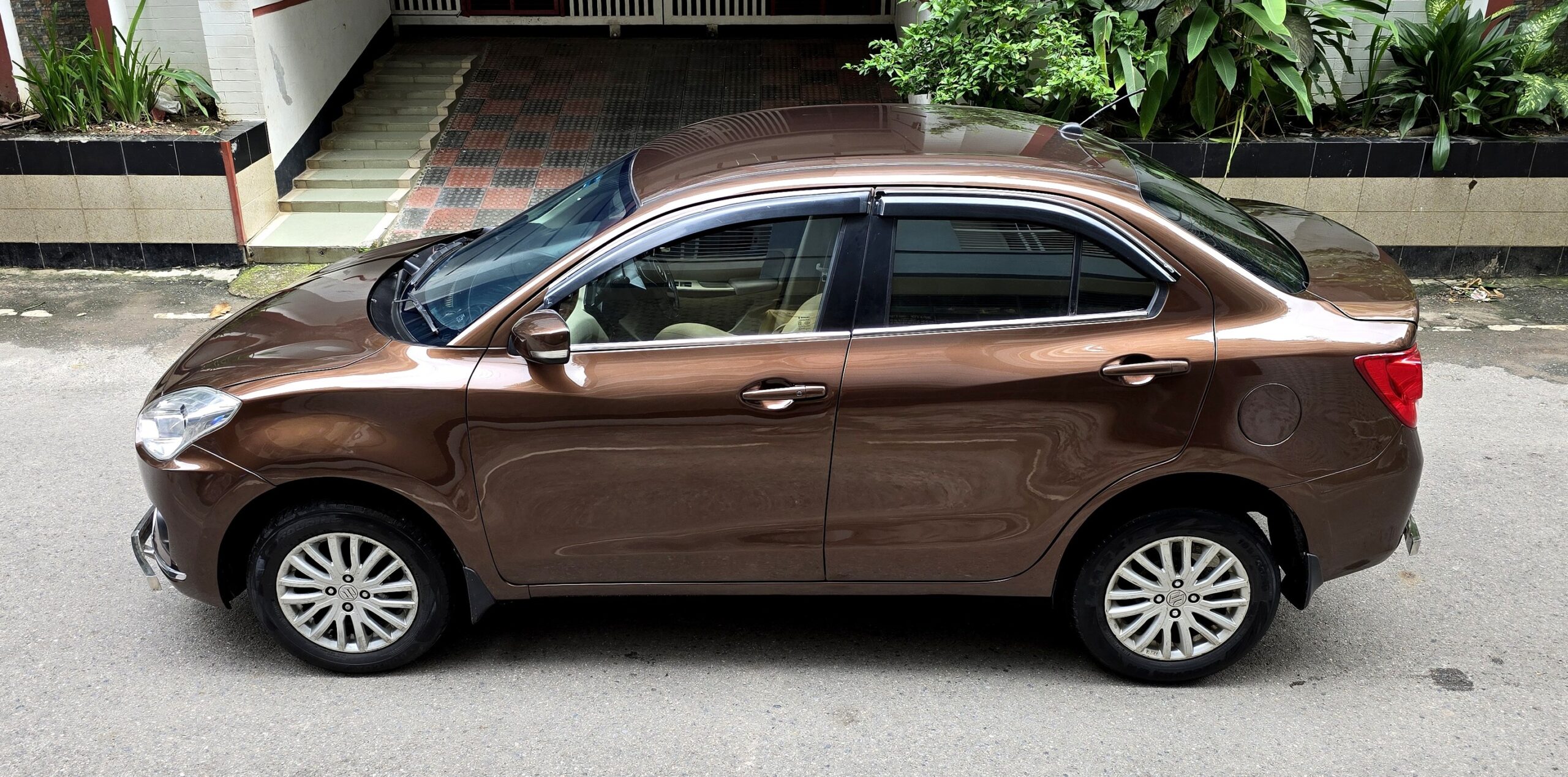 SUZUKI DZIRE ZXi 2018 Model For Sale