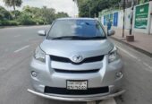 Toyota IST 2009 Model For Sale in Dhaka