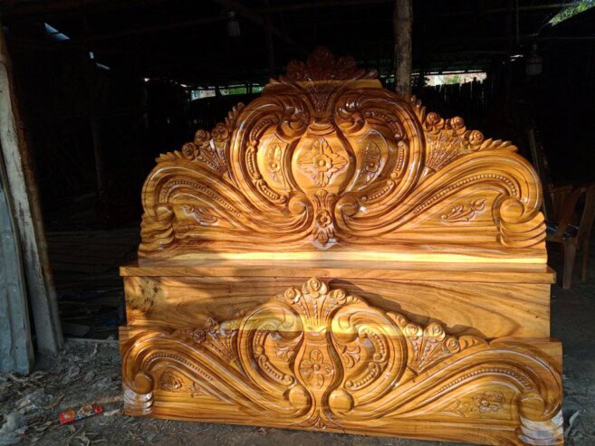 Mahogany Wood Bed For Sale in Gobindaganj Rangpur