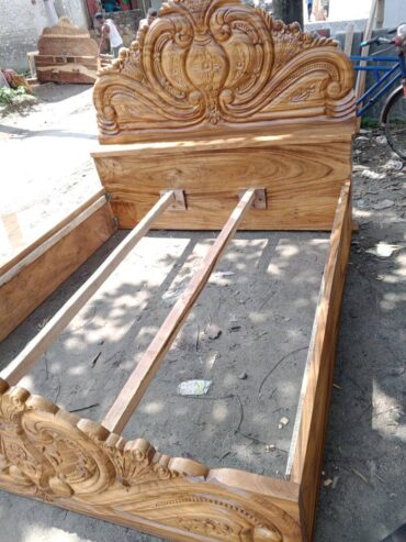 Mahogany Wood Bed For Sale in Gobindaganj Rangpur