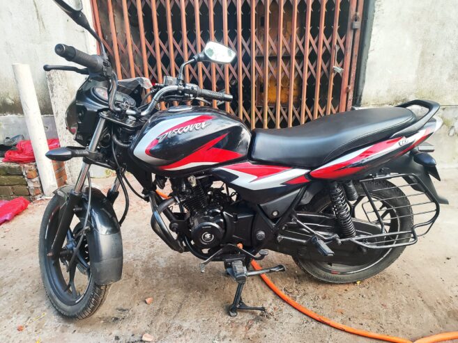 Bajaj Discover 125 For Sale in Barisal