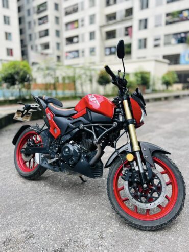 Runner Bolt 165 Double Disc Bike For Sale in Dhaka