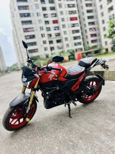 Runner Bolt 165 Double Disc Bike For Sale in Dhaka