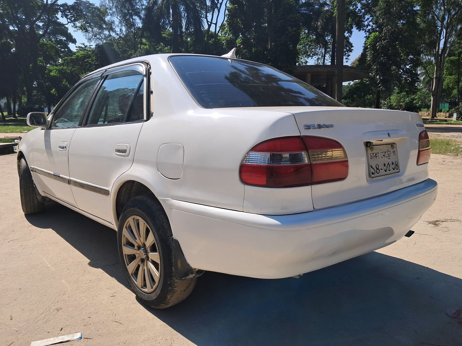 Toyota 111 Crystal 1996 Model For Sale in Dhaka Sutrapur