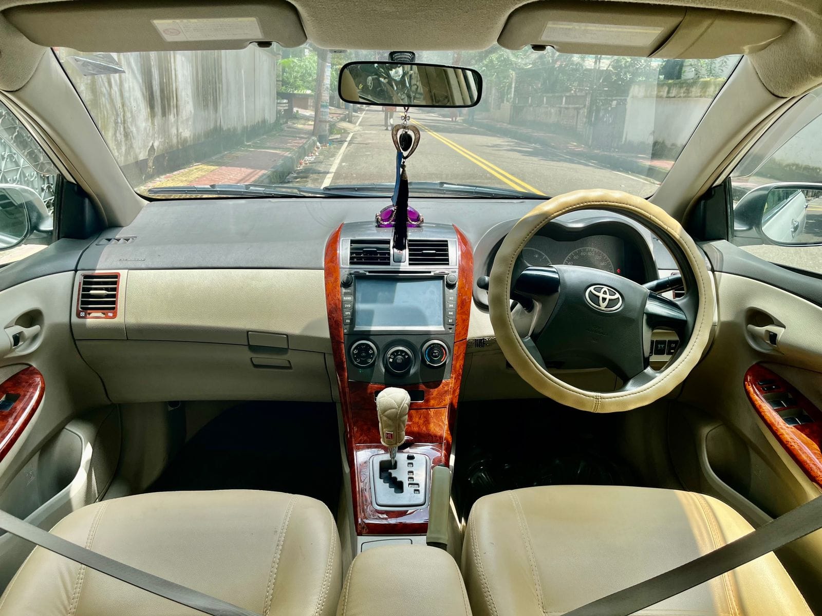 Toyota Axio X 2010 Model For Sale in Dhaka Mirpur