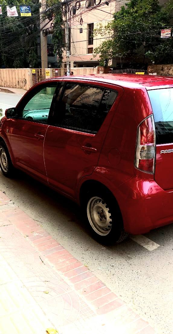 Toyota Passo 2005 Model For Sale in Dhaka Dhanmondi
