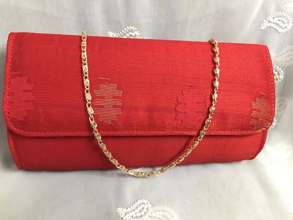 Purse with Chain