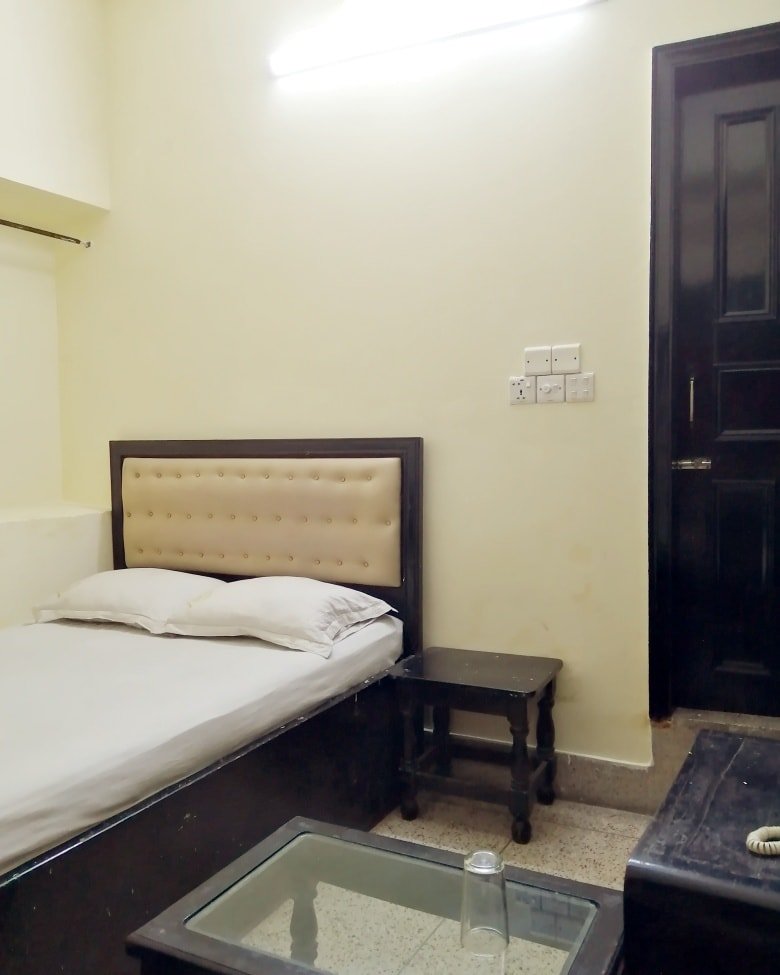 Chattogram Hotel Hoque Tower International Booking