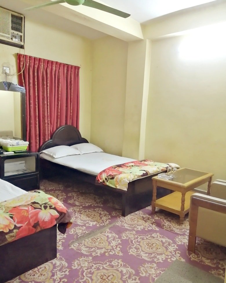 Chattogram Hotel Hoque Tower International Booking