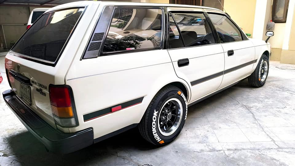 Toyota Corona Wagon 1990 Model For Sale in Dhaka