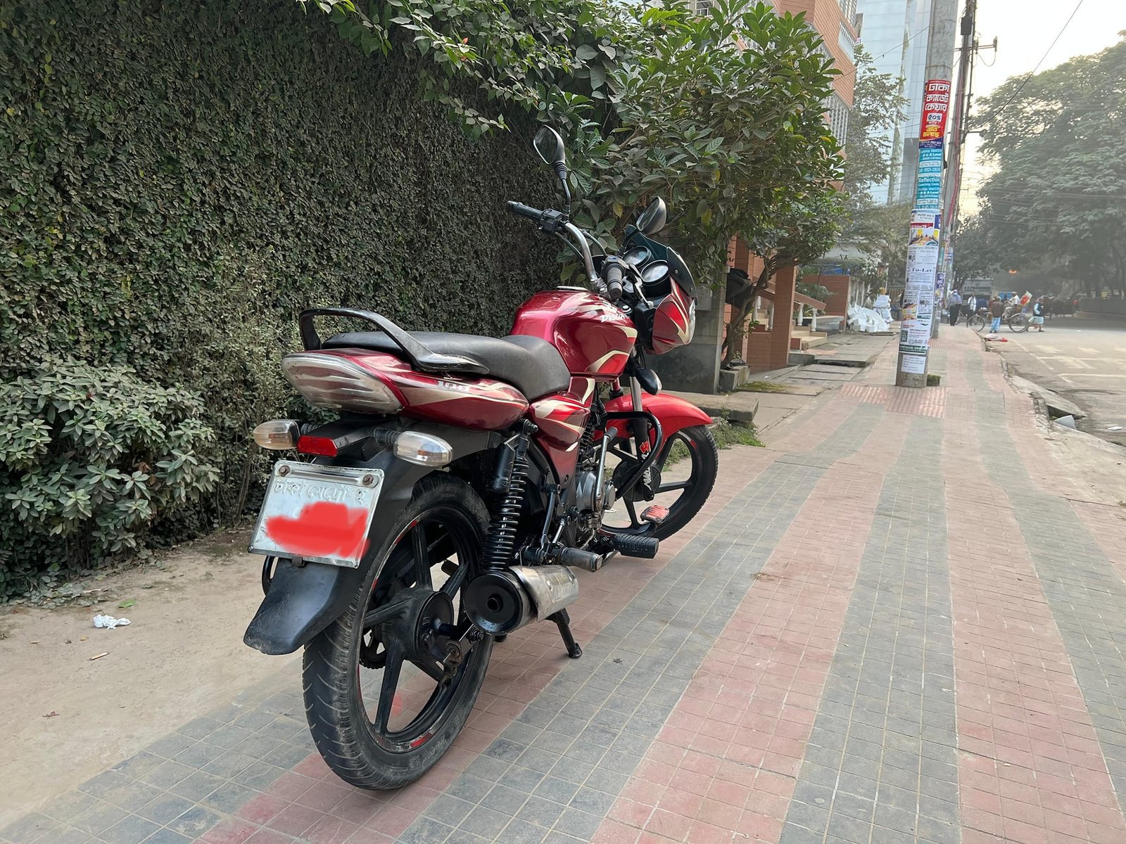 Bajaj Discover 100cc For Sale in Dhaka