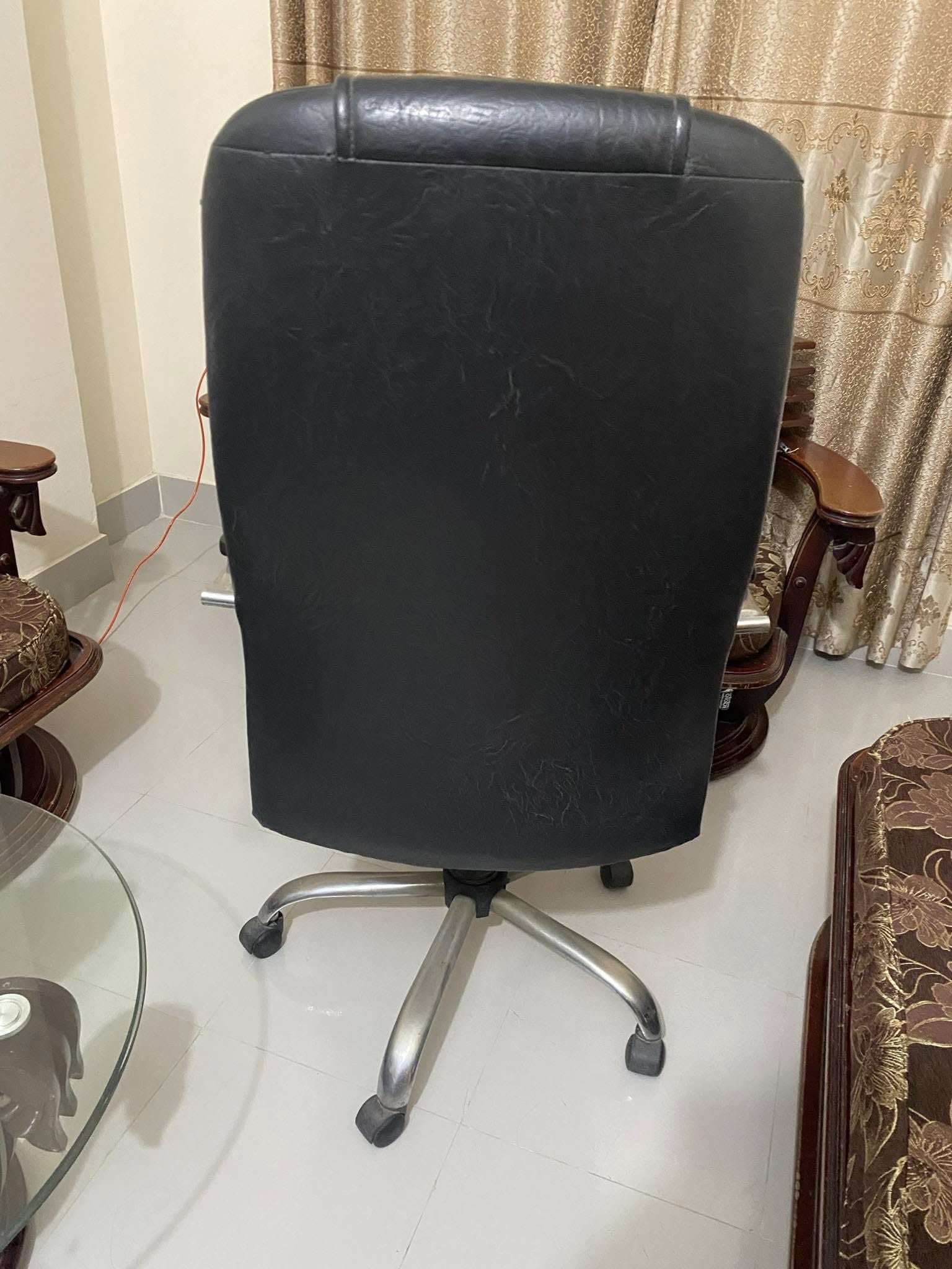 Office Chair For Sale in Dhaka Jatrabari