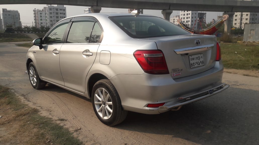 Toyota Axio Hybrid 2015 Model For Sale