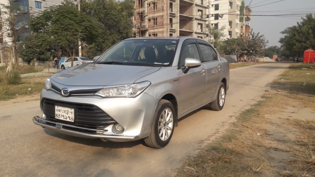 Toyota Axio Hybrid 2015 Model For Sale