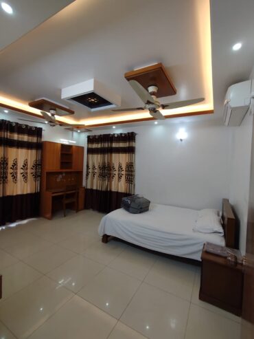 Rent 4 Bedroom Full Furnished Apartment in Dhaka