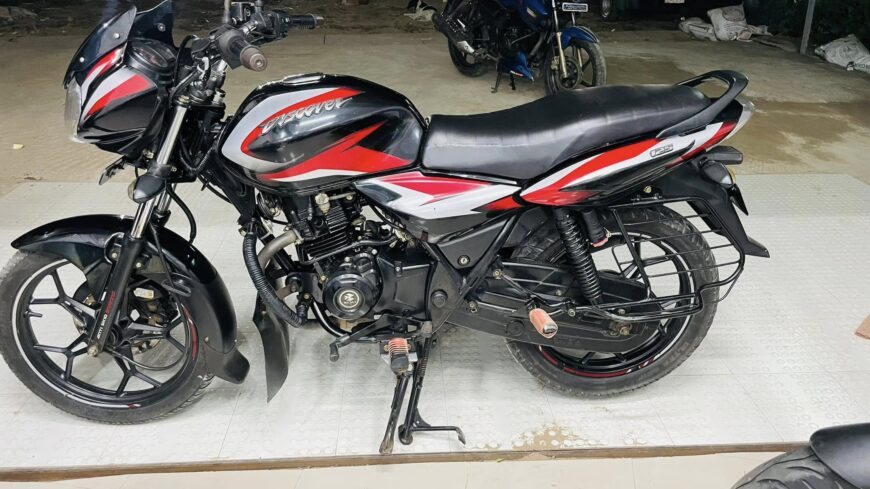 Bajaj Discover 125cc For Sale in Fatikchhari