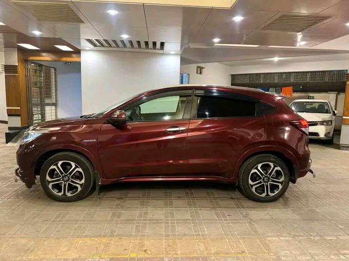 Honda Vezel Z Leather Package 2014 Model For Sale in Dhaka