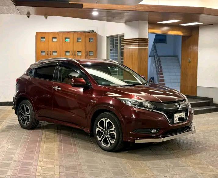 Honda Vezel Z Leather Package 2014 Model For Sale in Dhaka