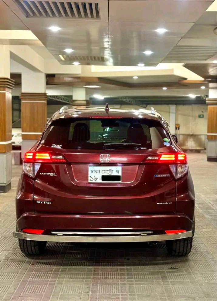 Honda Vezel Z Leather Package 2014 Model For Sale in Dhaka