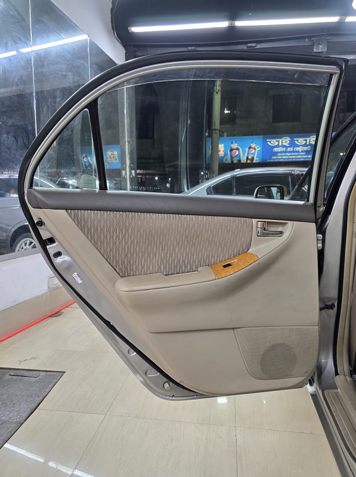 Toyota Corolla G 2005 Model For Sale in Dhaka