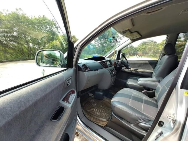 Toyota X Noah 2005 Model For Sale in Dhaka