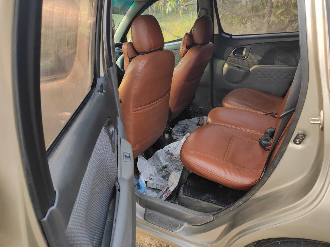 Toyota Funcargo 2000 Model For Sale in Chittagong