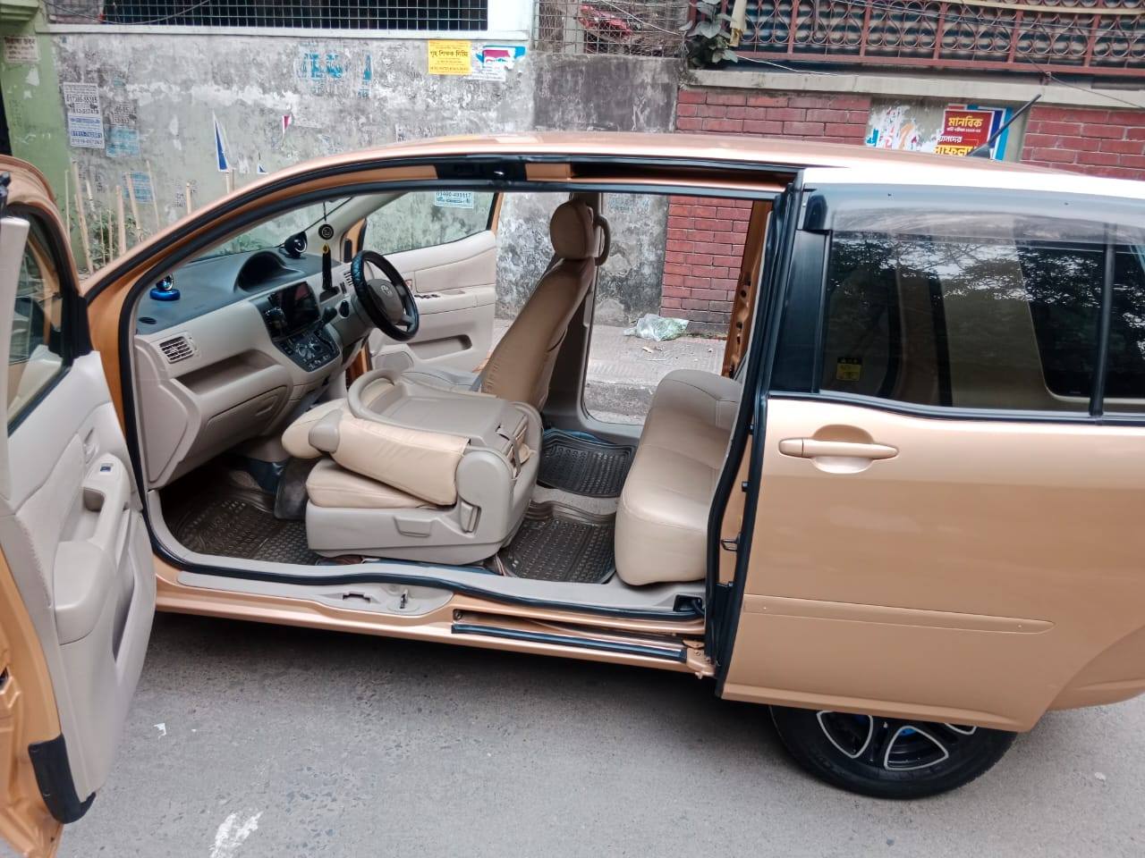 Toyota Raum 2009 Model For Sale in Dhaka